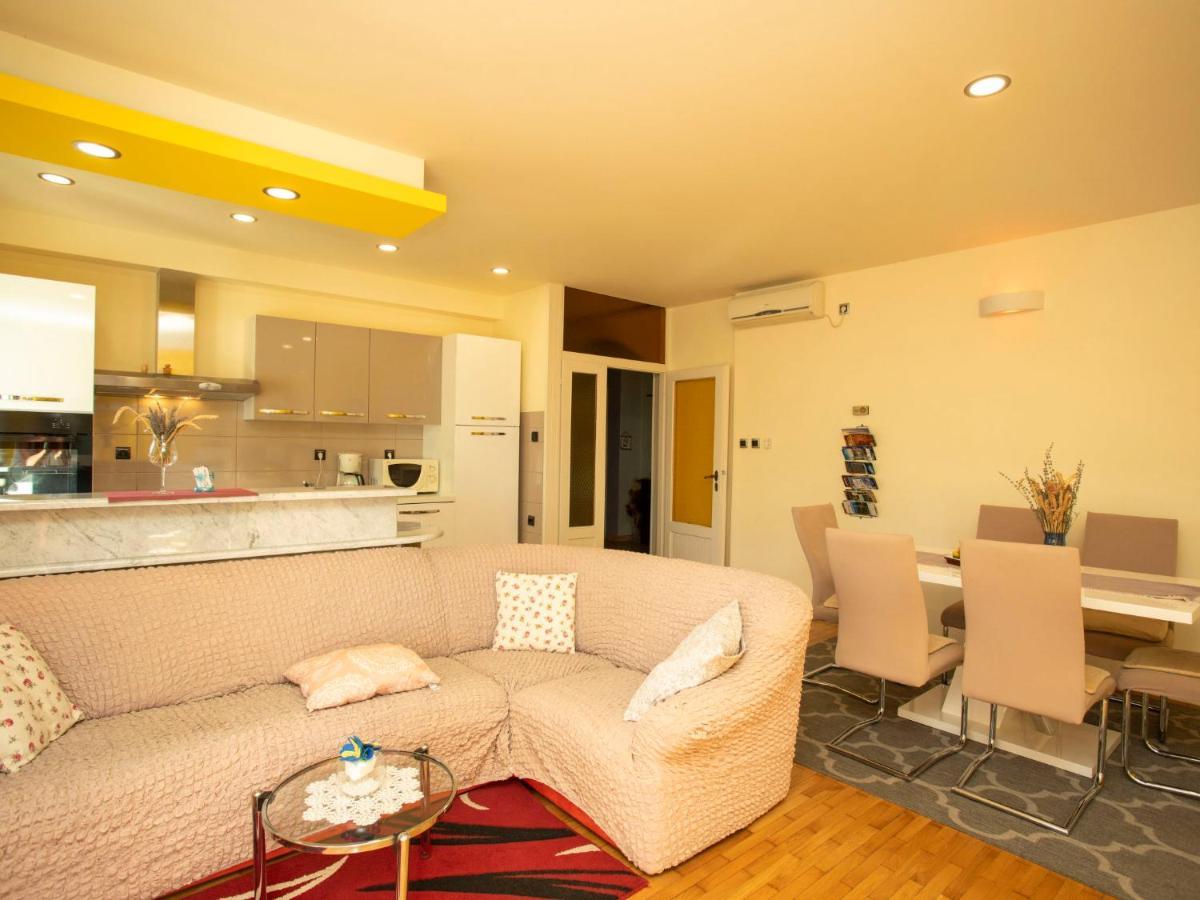 Pićan Apartment Olivia By Interhome מראה חיצוני תמונה