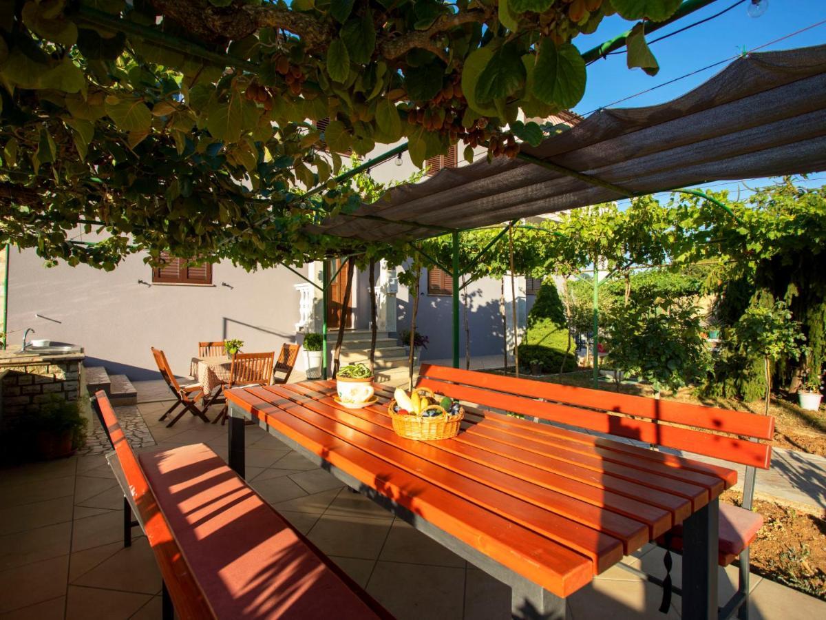 Pićan Apartment Olivia By Interhome מראה חיצוני תמונה