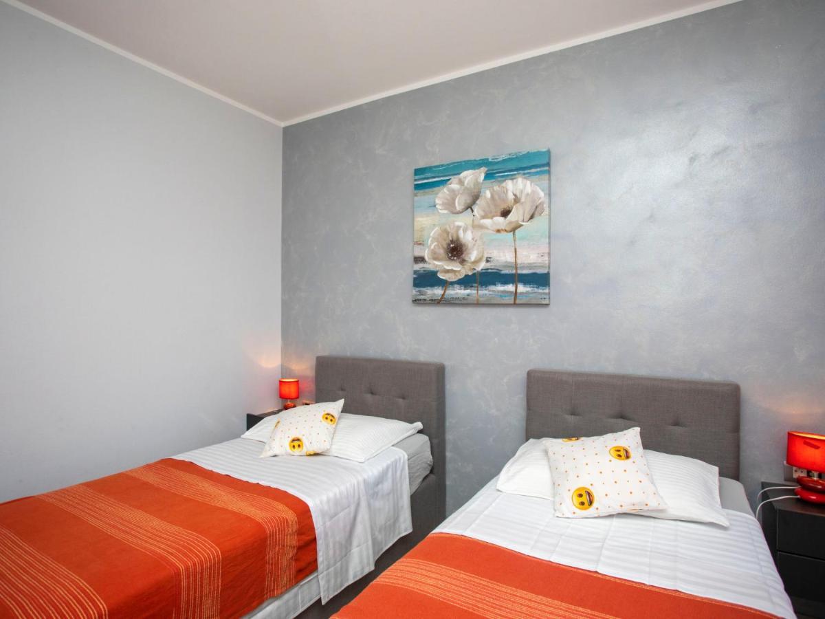 Pićan Apartment Olivia By Interhome מראה חיצוני תמונה