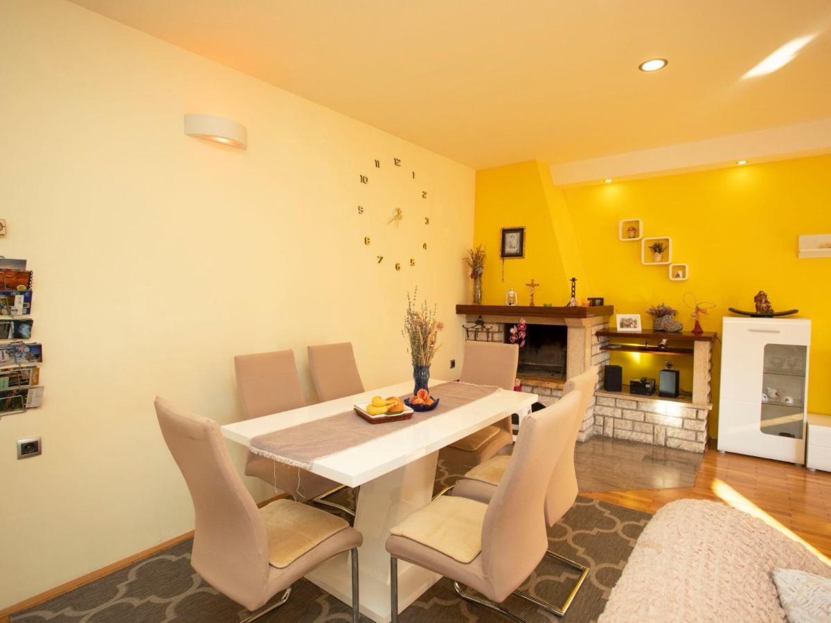 Pićan Apartment Olivia By Interhome מראה חיצוני תמונה